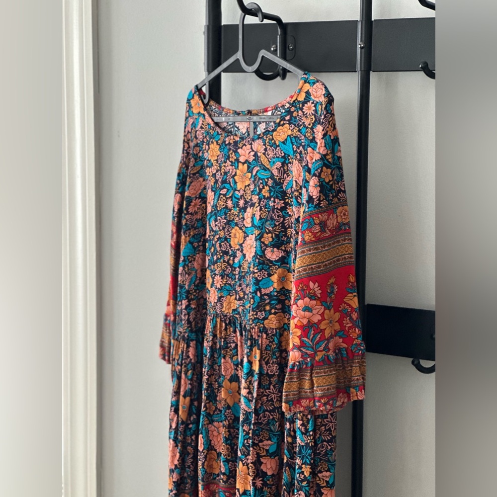 Women’s dress
